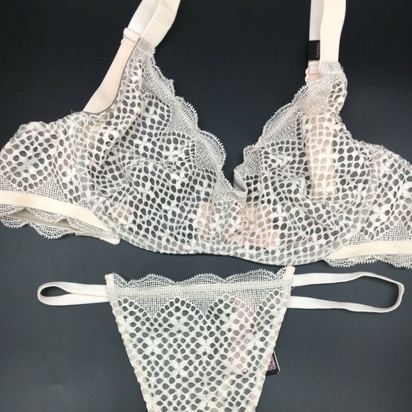 36C M Victoria's Secret Scoop Bra V-String Set - Picture 1 of 8
